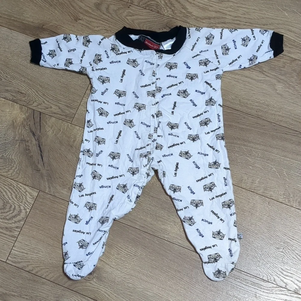 Reebok LA Kings Footed Sleeper baby size 3/6 months